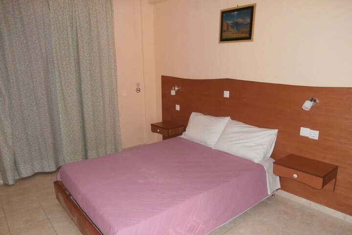 Room 7 of 41