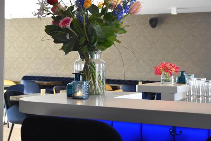 Dining Photos