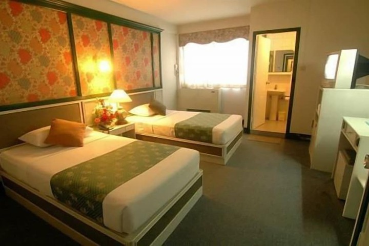 Room 29 of 44