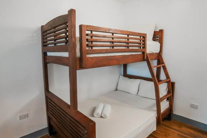 Room 11 of 54