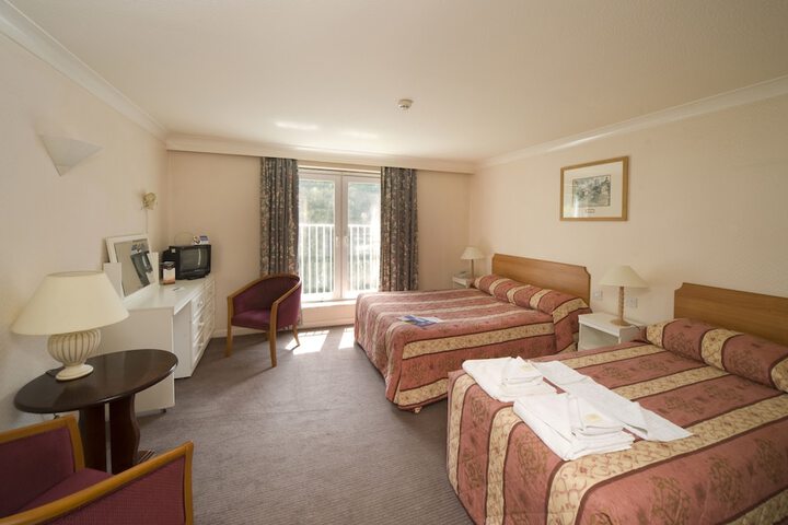 Room 2 of 48