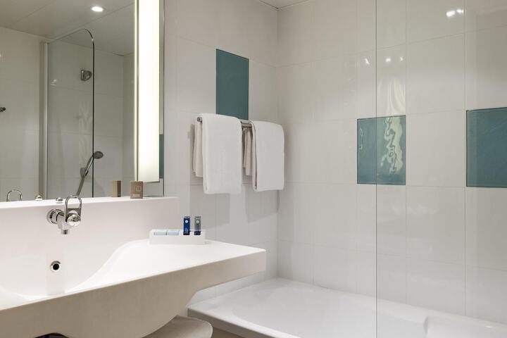 Bath Interior