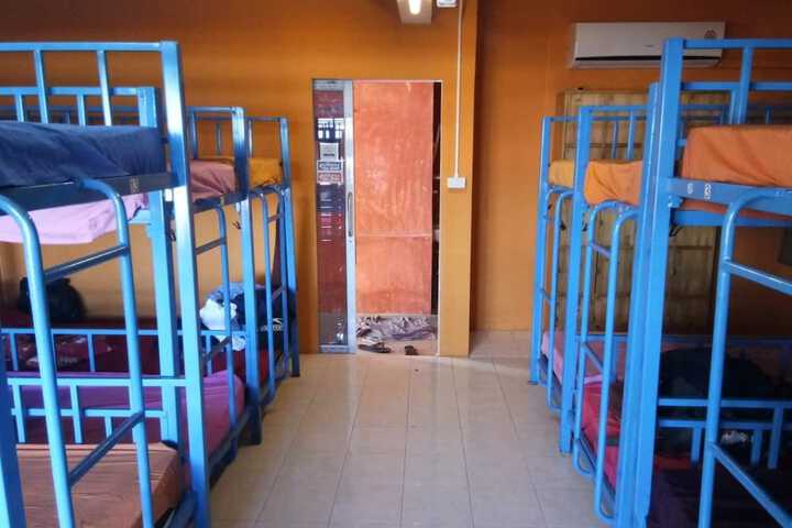 Room 3 of 42