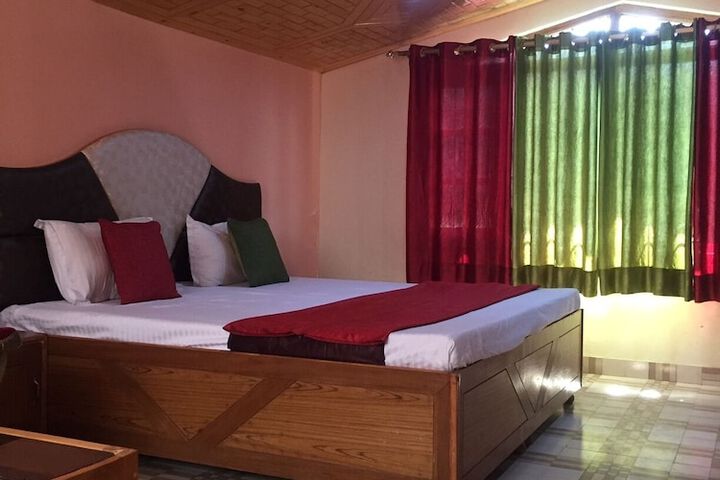 Room 2 of 14