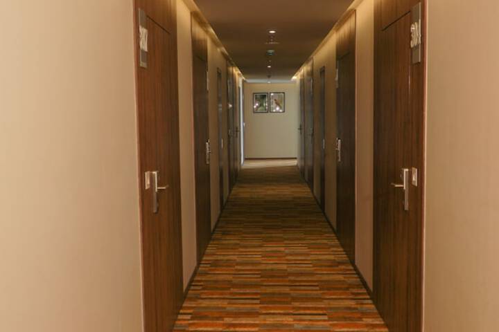 Hotel Interior 4 of 133
