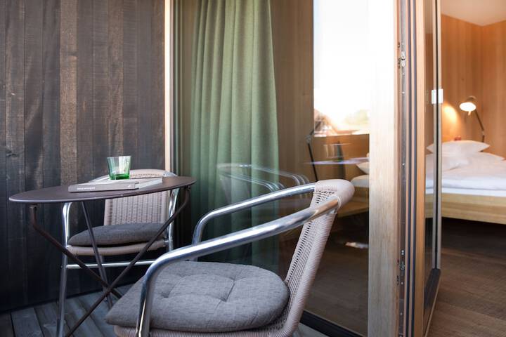 Terrace/Patio 9 of 50