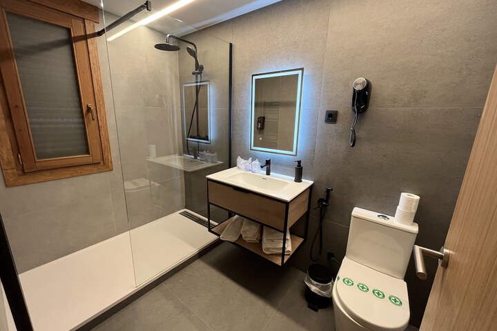 Bath Interior