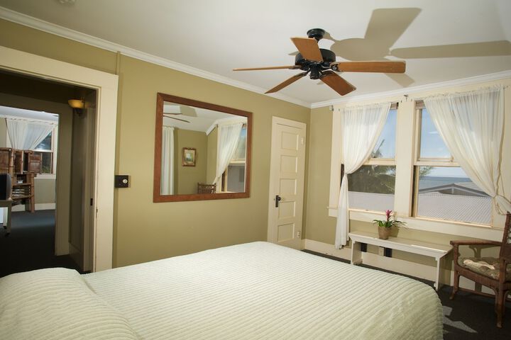 Room 6 of 79