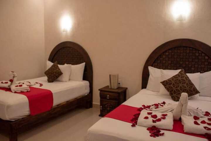 Room 2 of 7