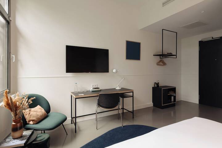 Room 15 of 58