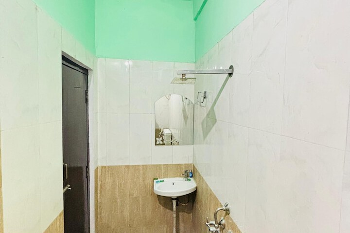 Room 15 of 20