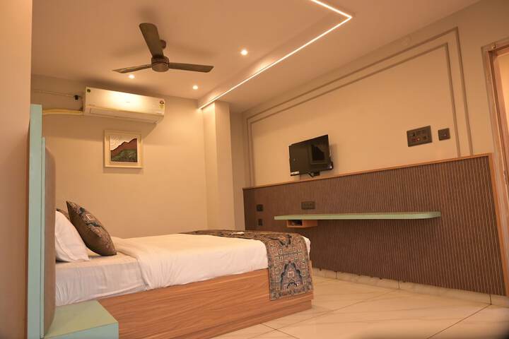 Room 17 of 62