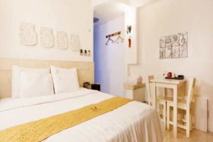 Room 40 of 61