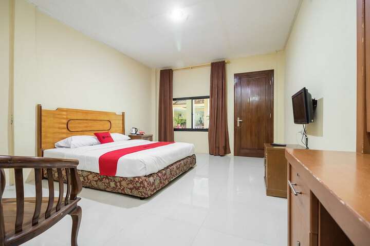 RedDoorz at Jalan Lintas Sumatera Lahat