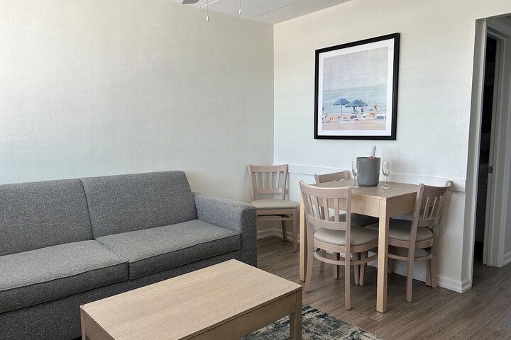 Room 7 of 57