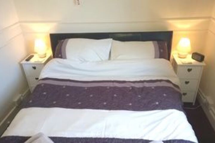 Room 9 of 23