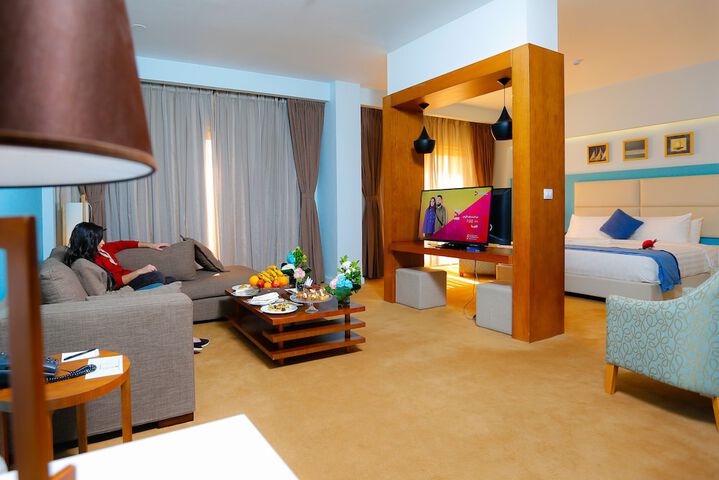 Room 36 of 102