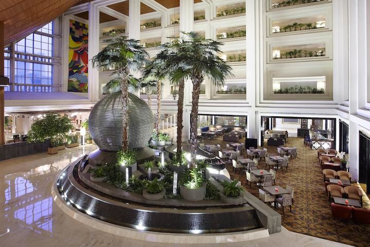 Hotel Lobby