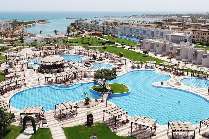 Photo of SUNRISE Crystal Bay Resort - Grand Select
