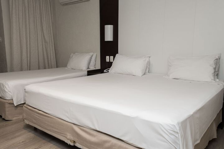 Room 15 of 30