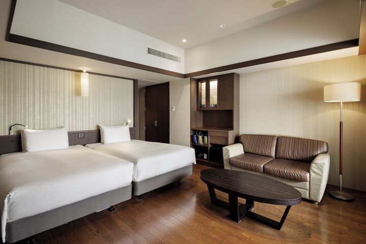 Room 28 of 78