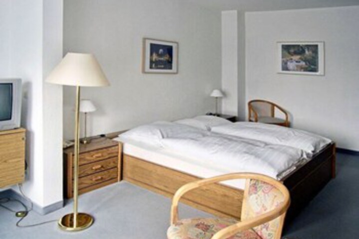 Room 47 of 53