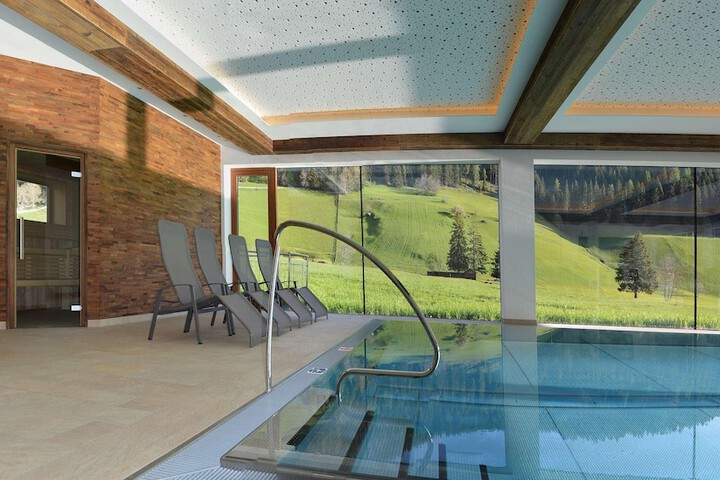 Pool 88 of 143