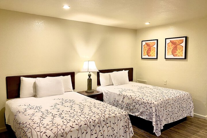 Room 10 of 31