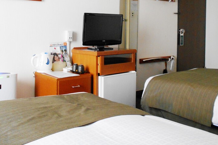 Room 28 of 71