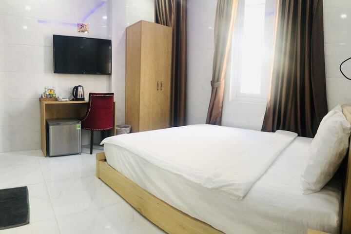 Room 21 of 31