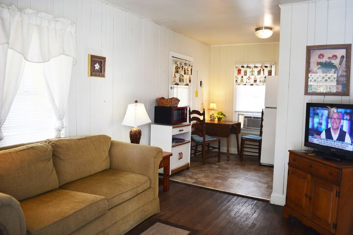 Room 70 of 139