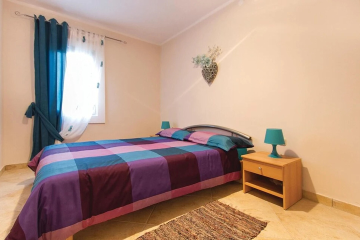 Nice Home in Kanfanar With Wifi and 2 Bedrooms
