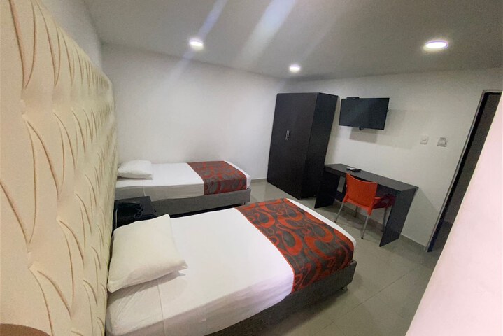 Room 53 of 97