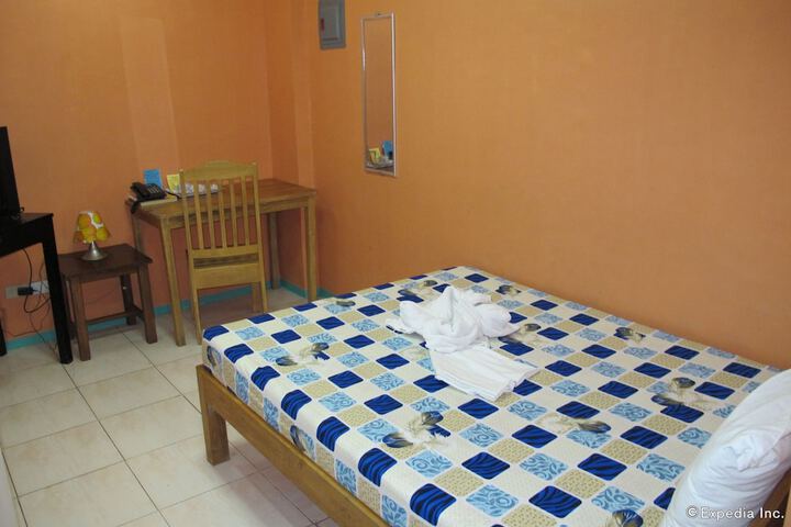 Room 6 of 59