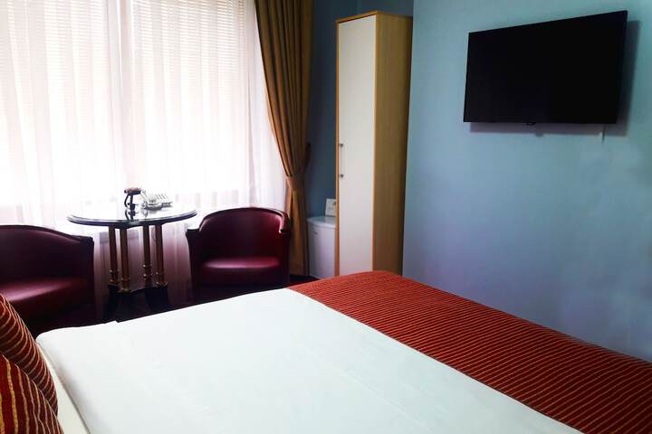 Room 40 of 78