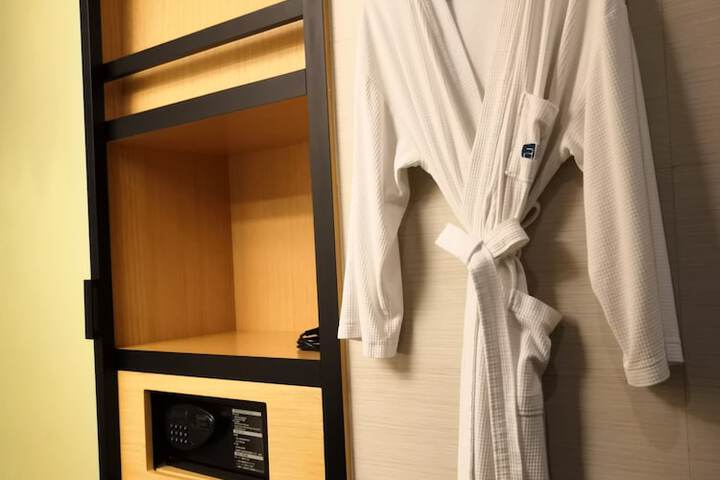 Room 22 of 56