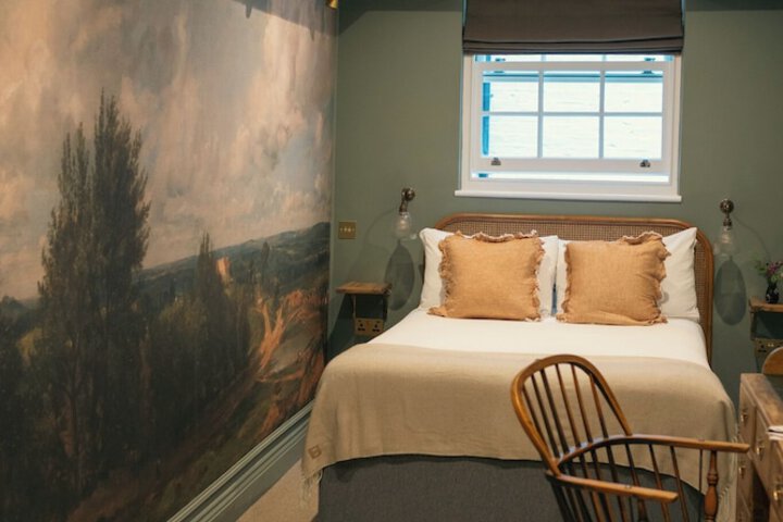 Room 78 of 123