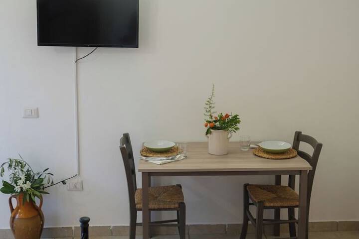 Room 4 of 49