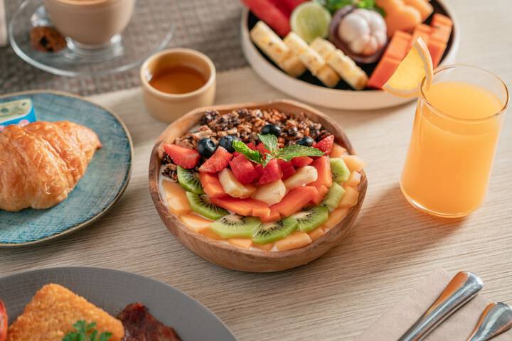 Breakfast meal