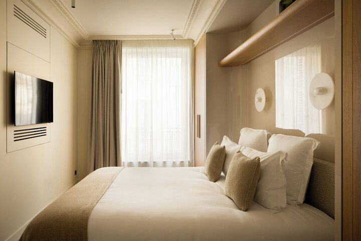 Room 21 of 96