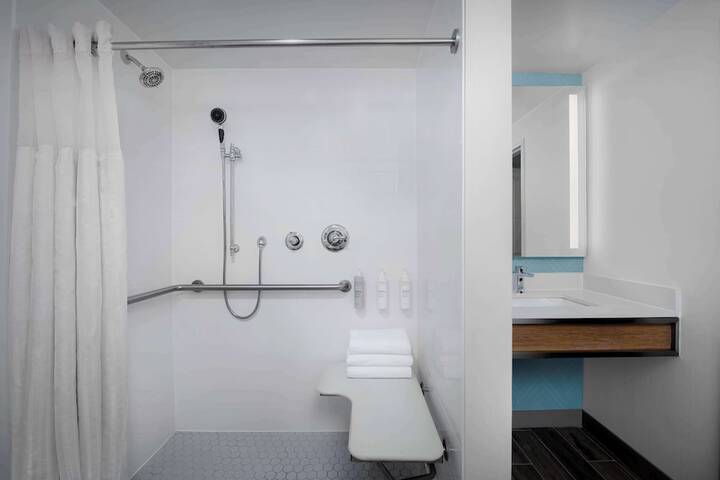 Bathroom shower