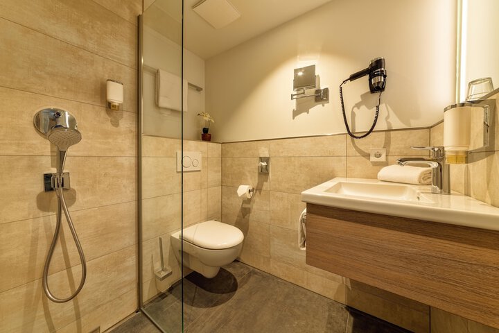 Clean Restrooms