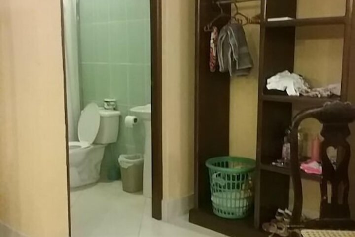 Room 13 of 45