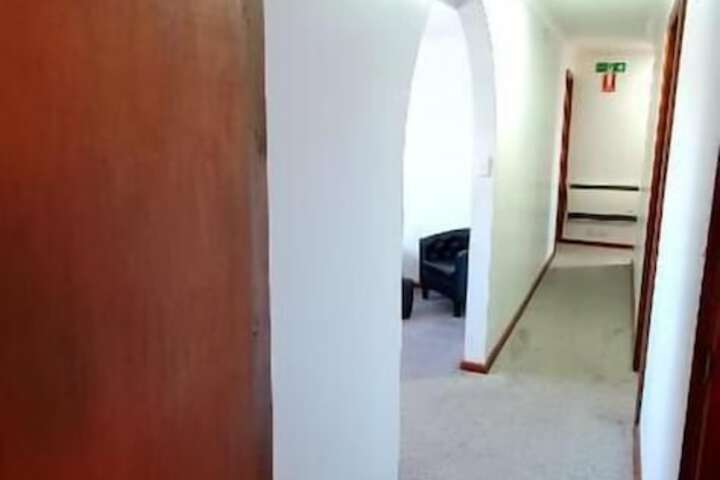 Room 25 of 44