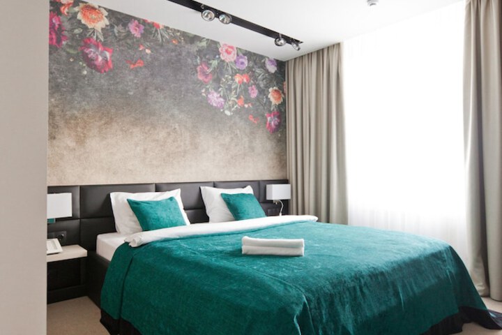 Room 9 of 47
