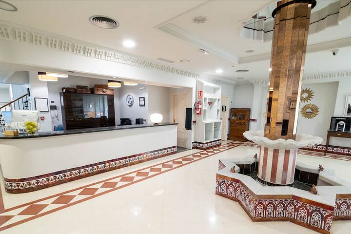Guest Lobby