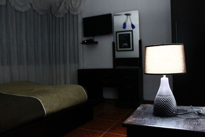Room 8 of 22