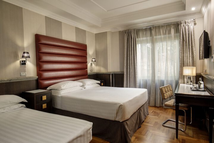 Room 47 of 95