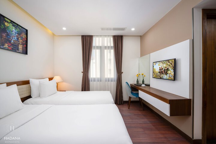 Room 15 of 109