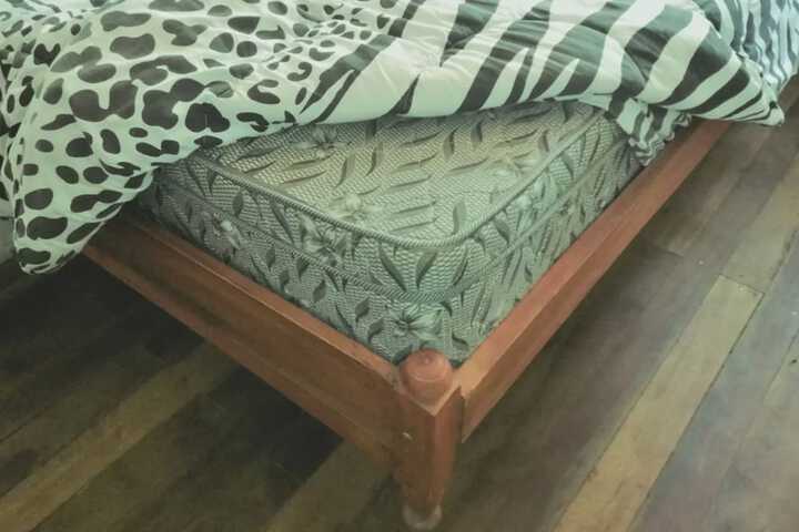 Room 5 of 39
